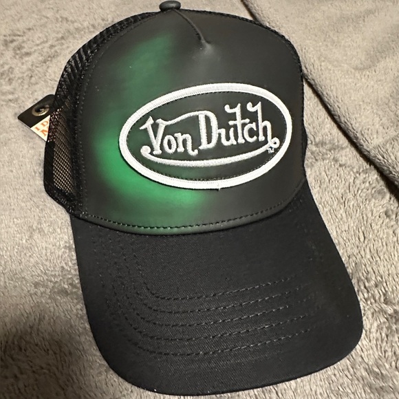 Von Dutch Black Trucker Hat (this is the color changing hat) New - Picture 5 of 6